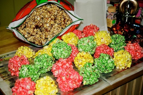 Christmas Popcorn Balls